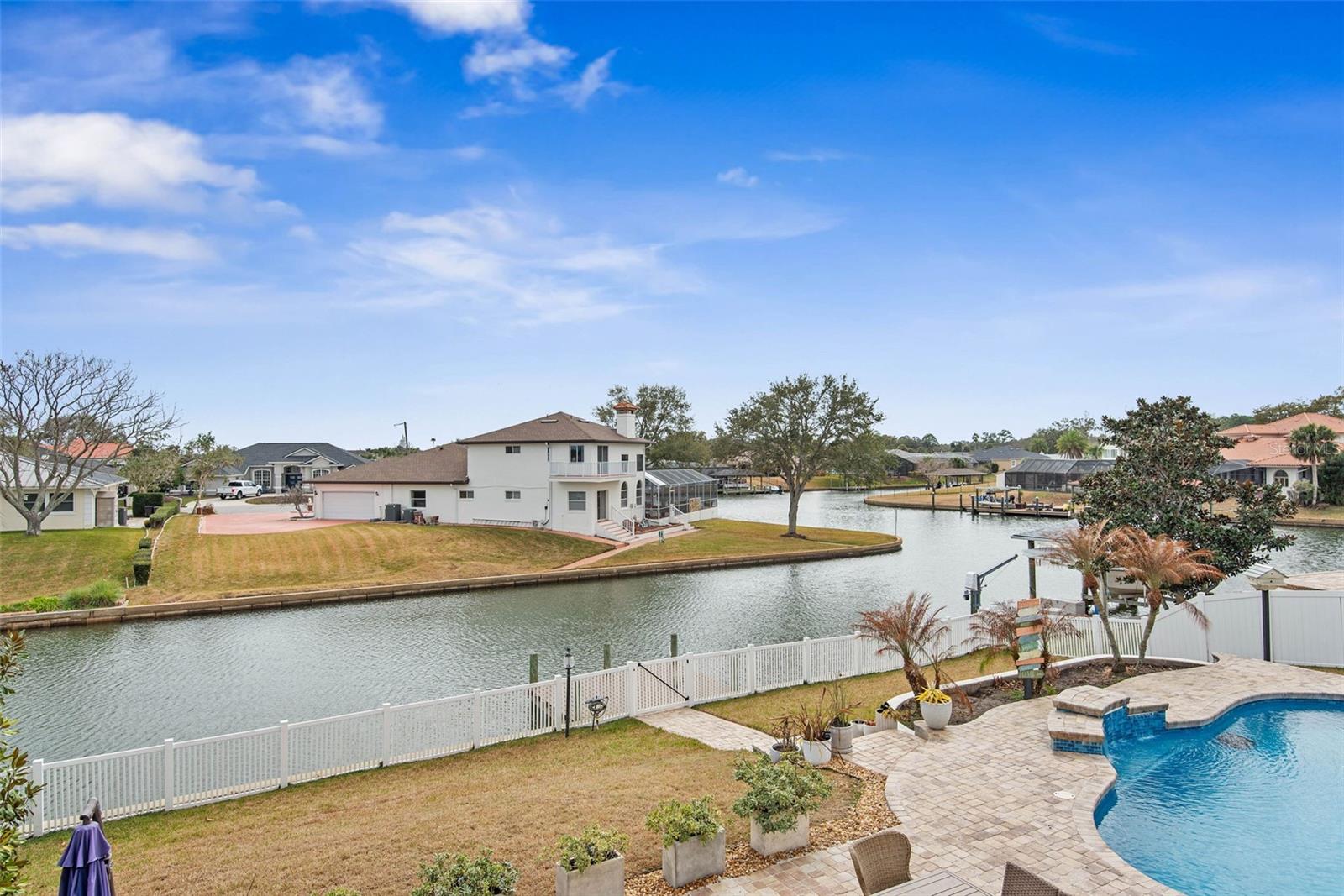 Image 45 of 100 For 15 Colony Court