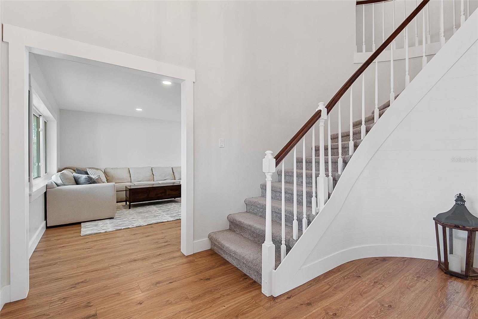 Image 5 of 100 For 15 Colony Court