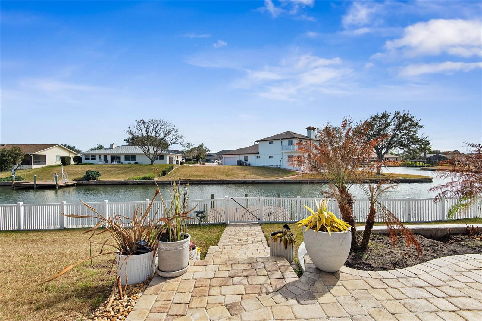 Image 59 of 100 For 15 Colony Court