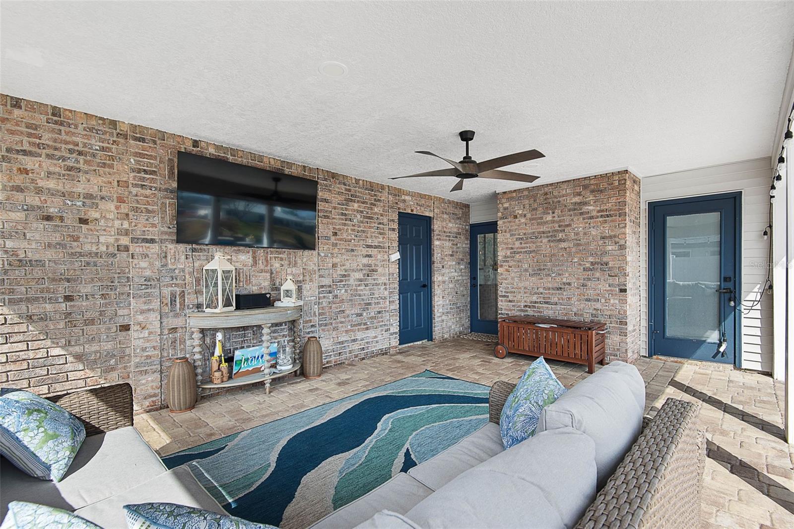 Image 61 of 100 For 15 Colony Court