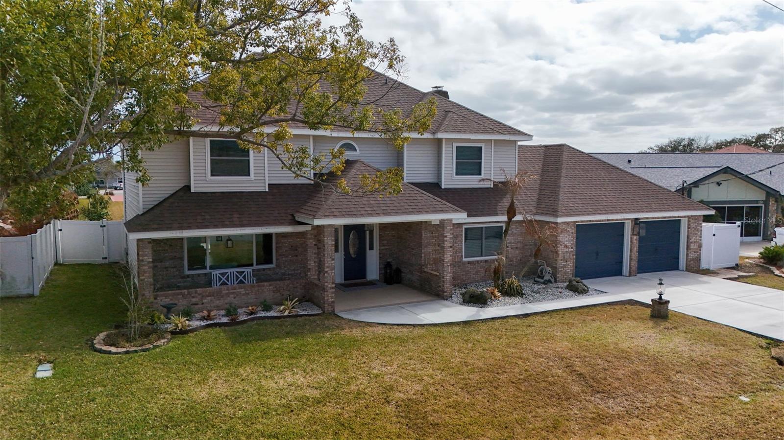 Image 76 of 100 For 15 Colony Court