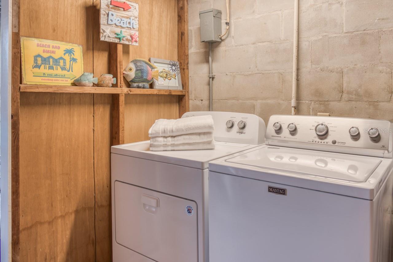 Image 30 of 33 For 5467 1st Street