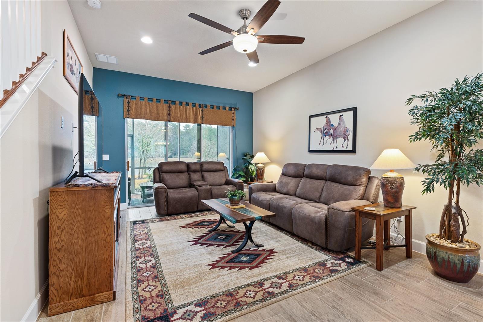 Image 11 of 45 For 848 Pinewood Drive