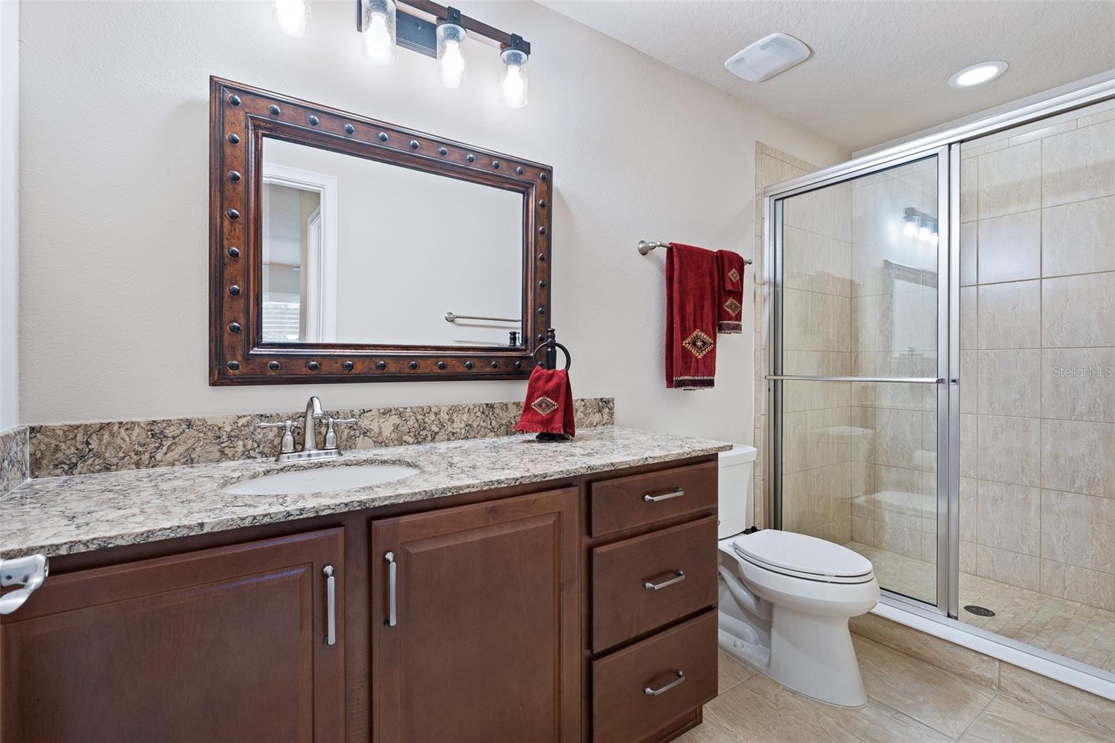 Image 30 of 45 For 848 Pinewood Drive