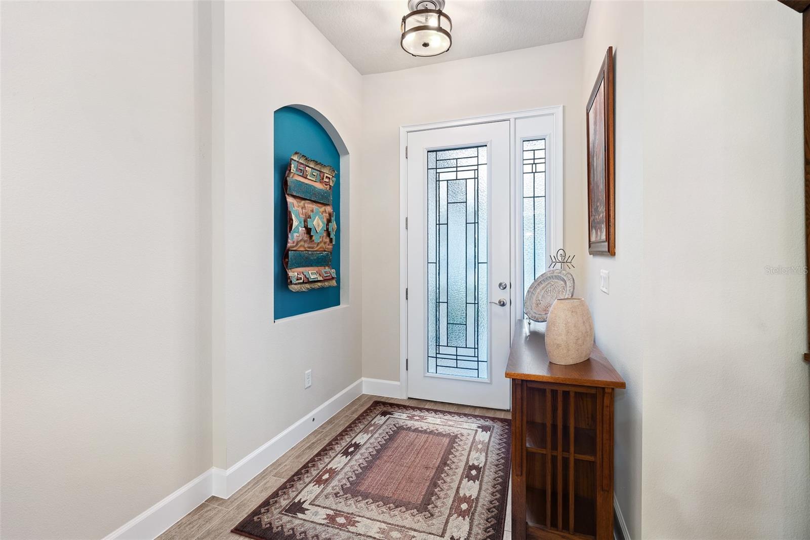 Image 4 of 45 For 848 Pinewood Drive