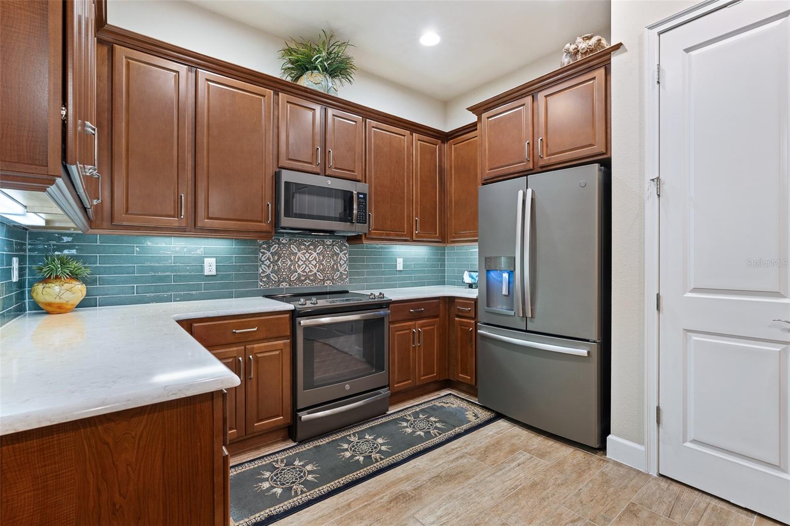 Image 9 of 45 For 848 Pinewood Drive