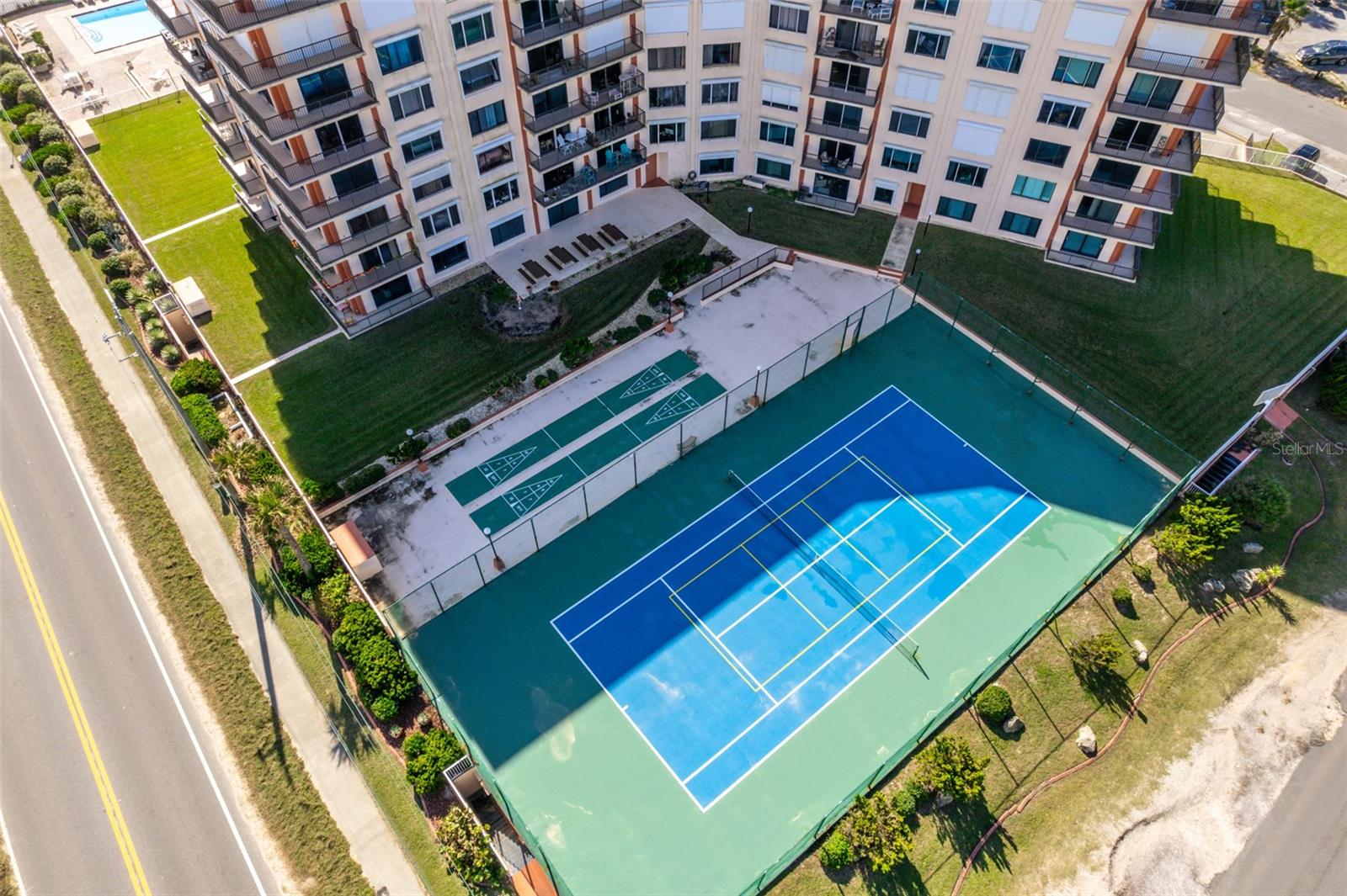 Image 94 of 100 For 3600 Ocean Shore Boulevard 423