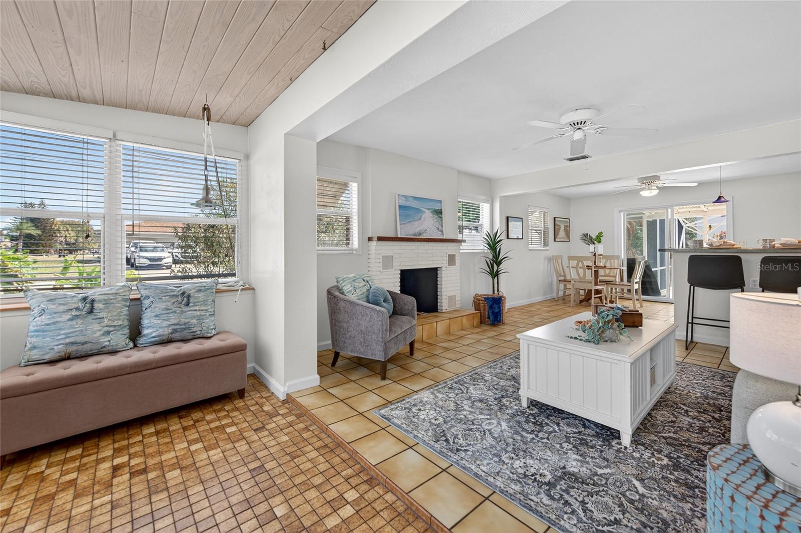 Image 7 of 33 For 101 Rains Drive