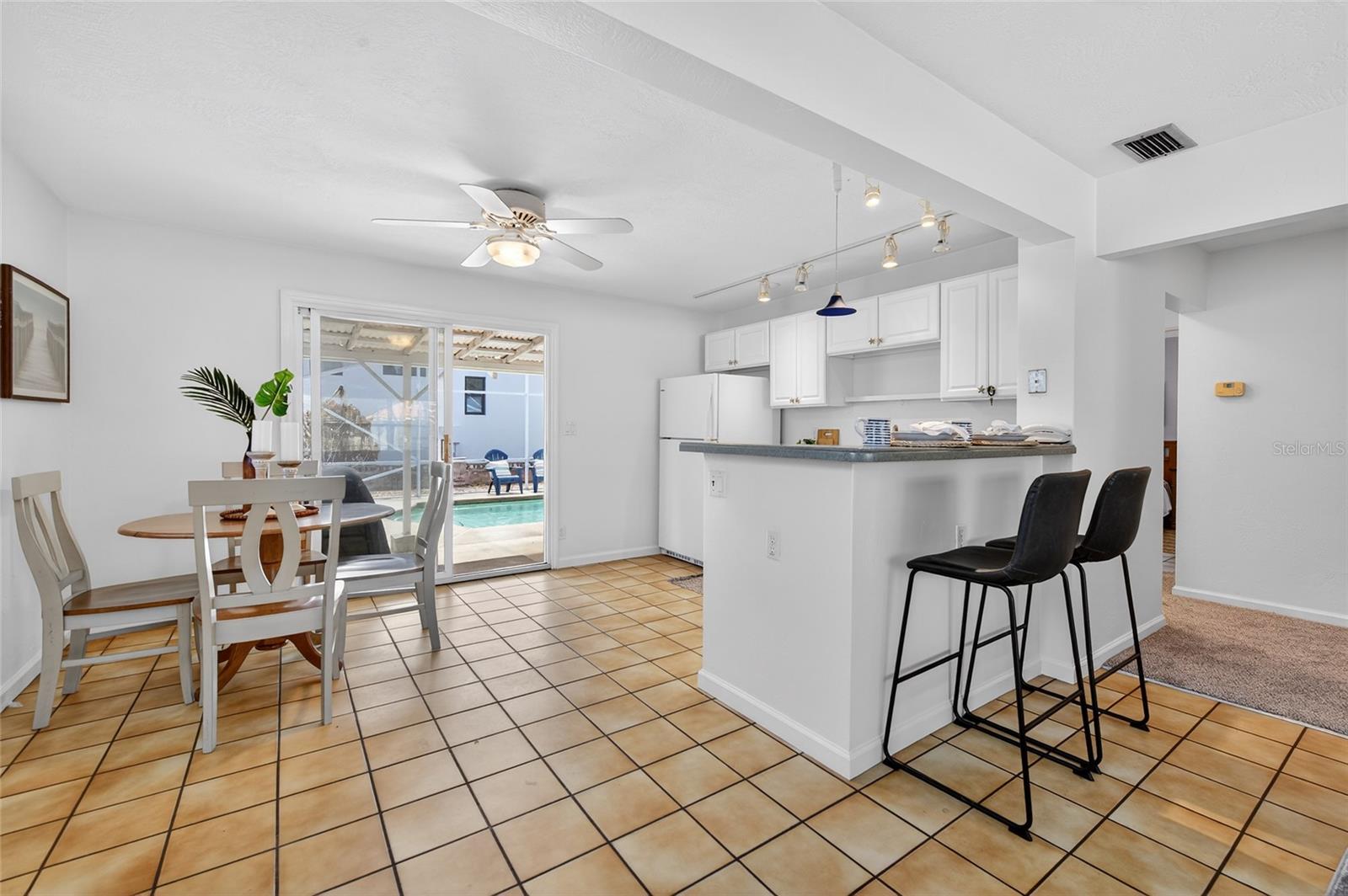 Image 9 of 33 For 101 Rains Drive