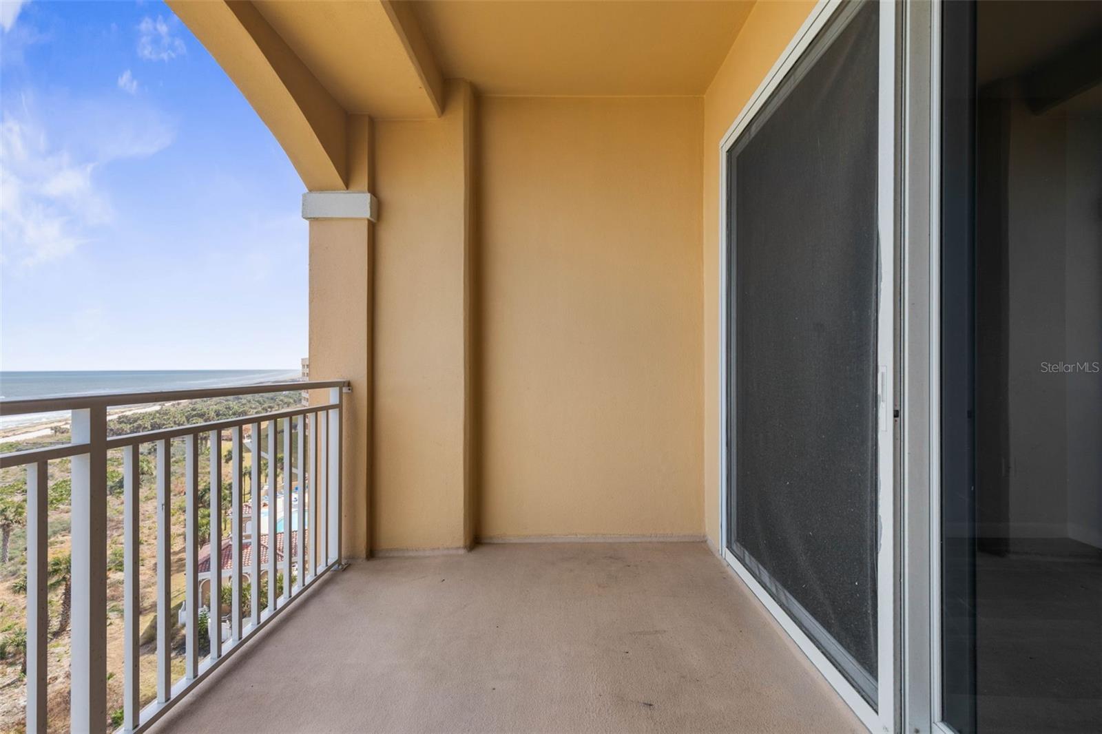 Image 10 of 84 For 80 Surfview Drive 815