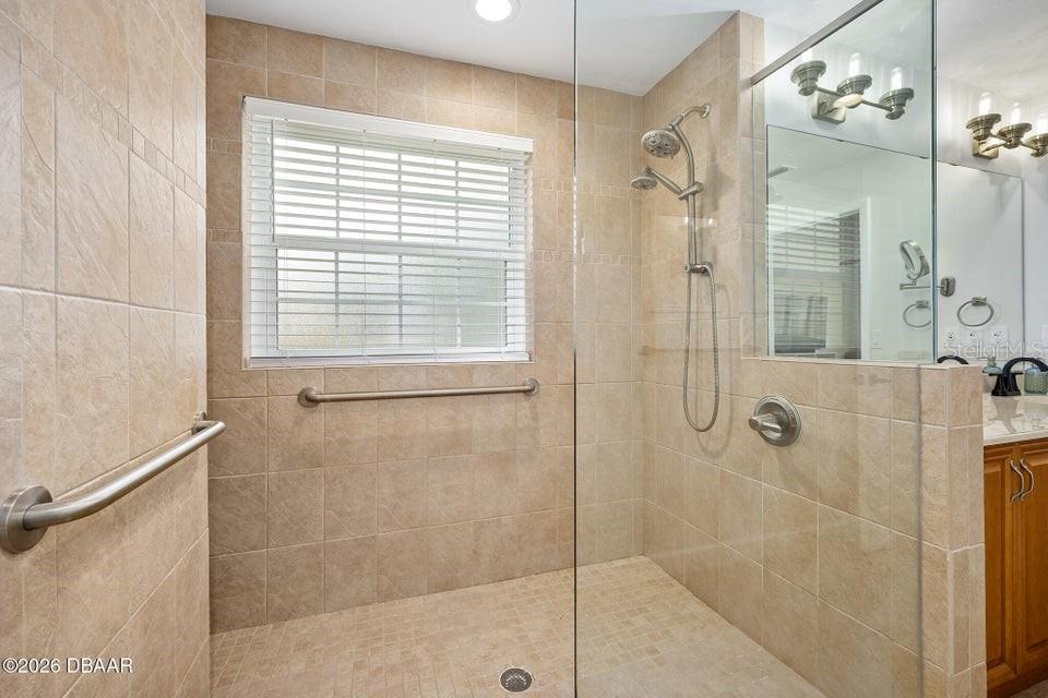 Image 14 of 38 For 25 Marina Point Place