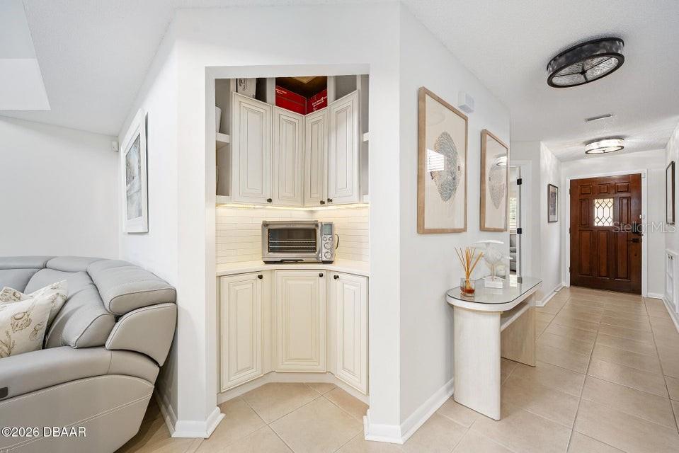 Image 16 of 38 For 25 Marina Point Place