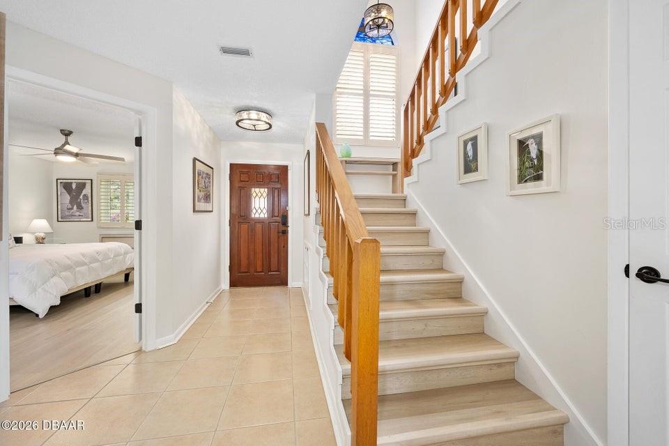 Image 9 of 38 For 25 Marina Point Place