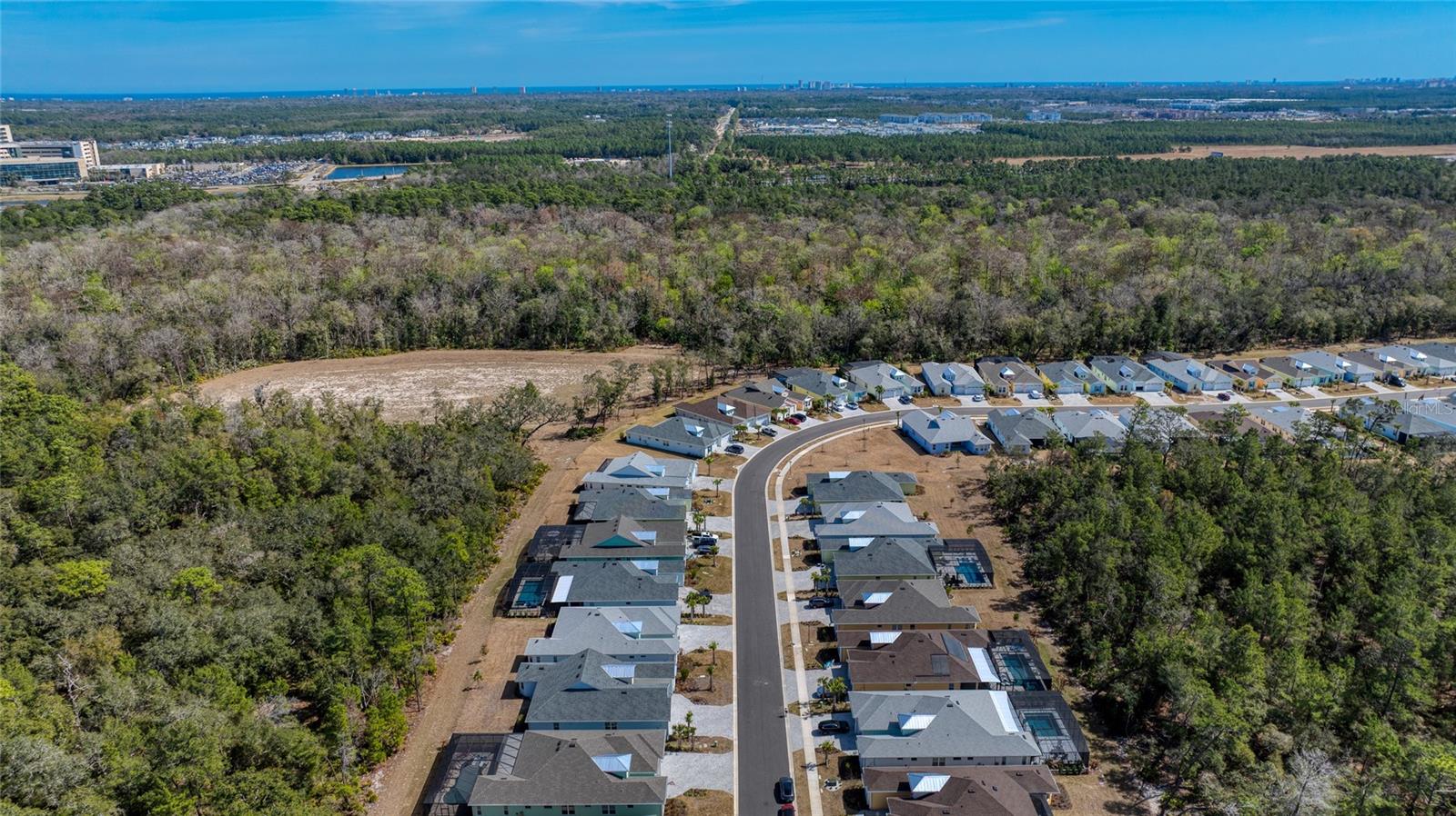 Image 58 of 100 For 672 Hang Loose Way