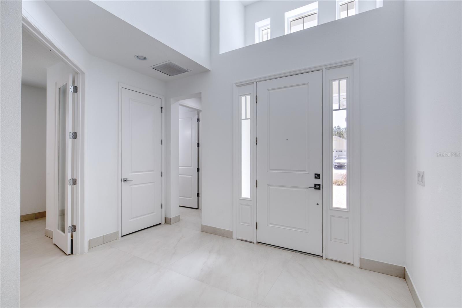 Image 9 of 100 For 672 Hang Loose Way