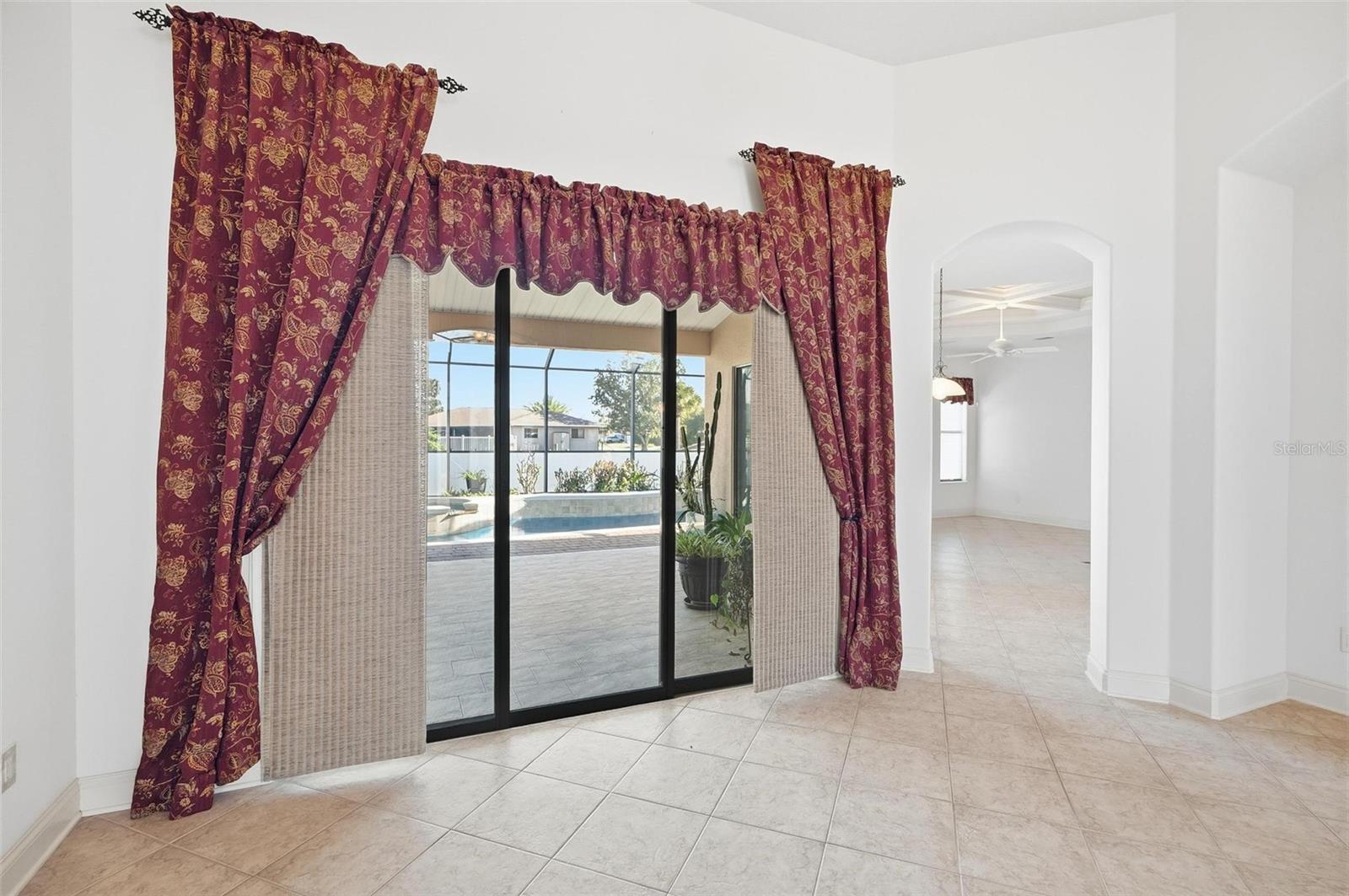 Image 21 of 67 For 17 Fleming Court