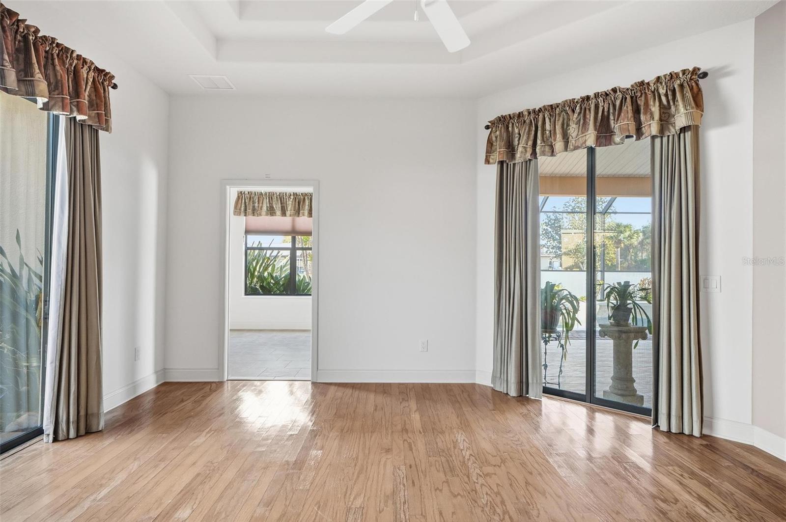 Image 38 of 67 For 17 Fleming Court