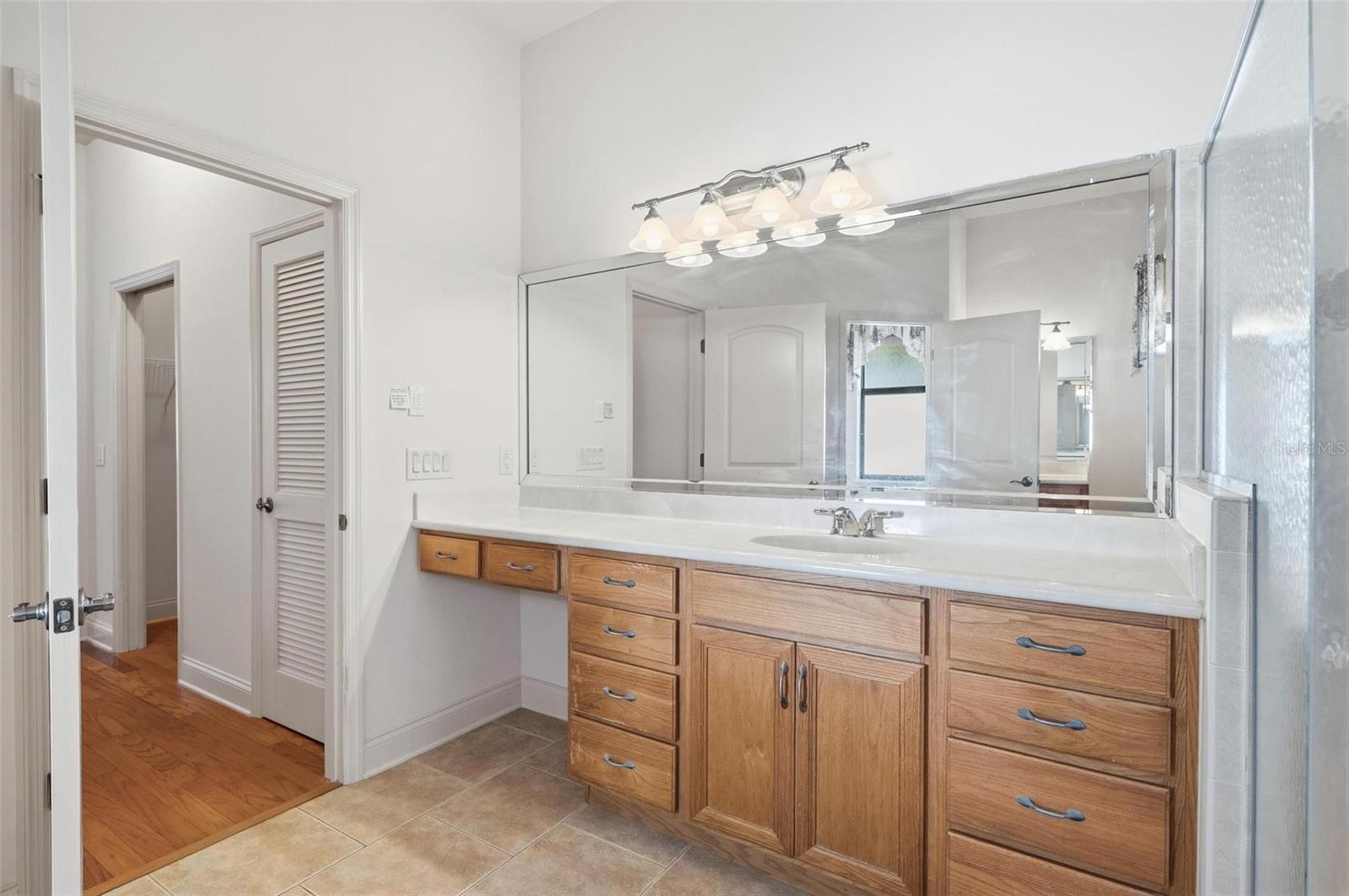 Image 43 of 67 For 17 Fleming Court