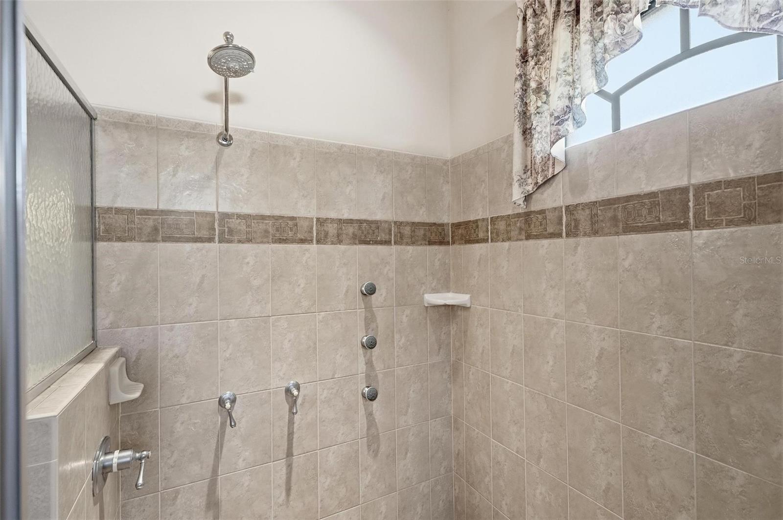 Image 46 of 67 For 17 Fleming Court