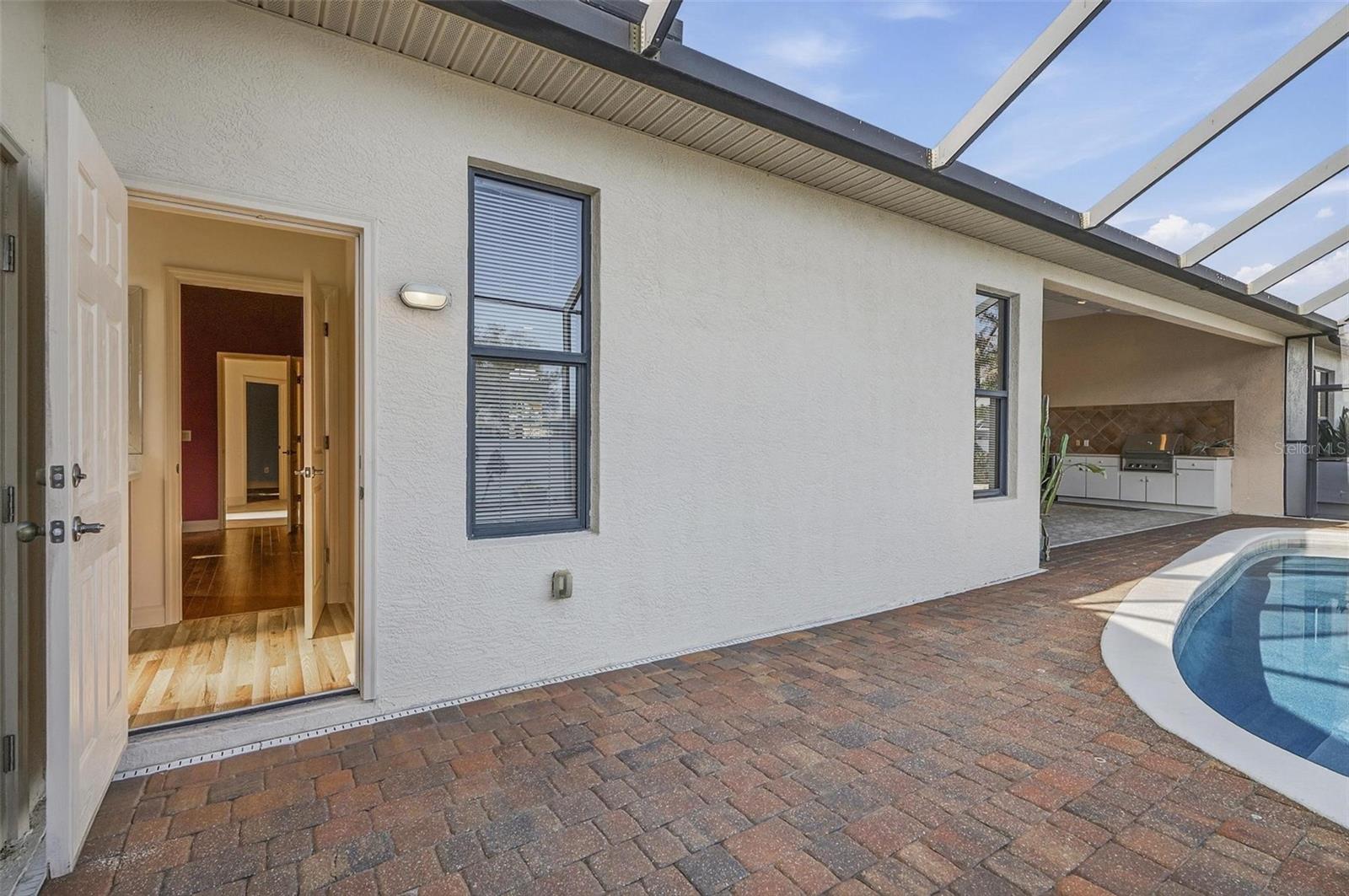 Image 54 of 67 For 17 Fleming Court