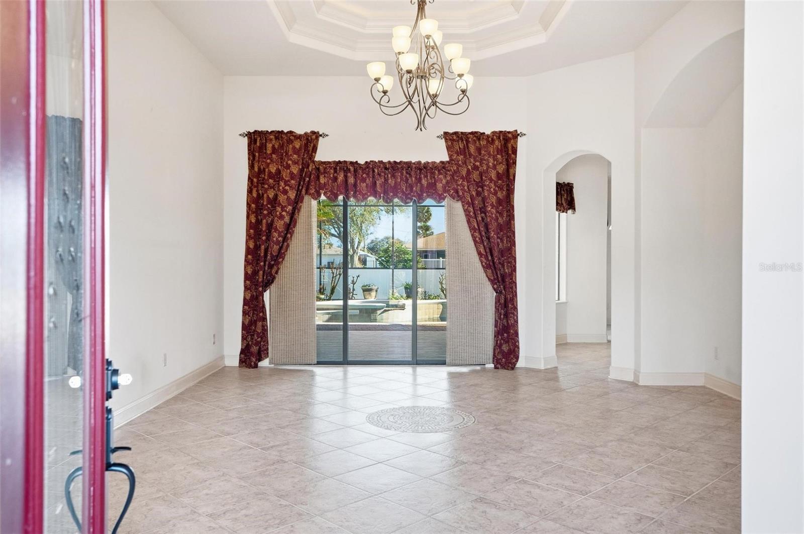 Image 8 of 67 For 17 Fleming Court