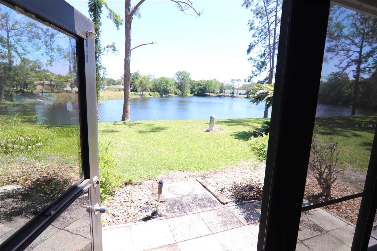 Image 11 of 14 For 51 Kings Colony Court 51