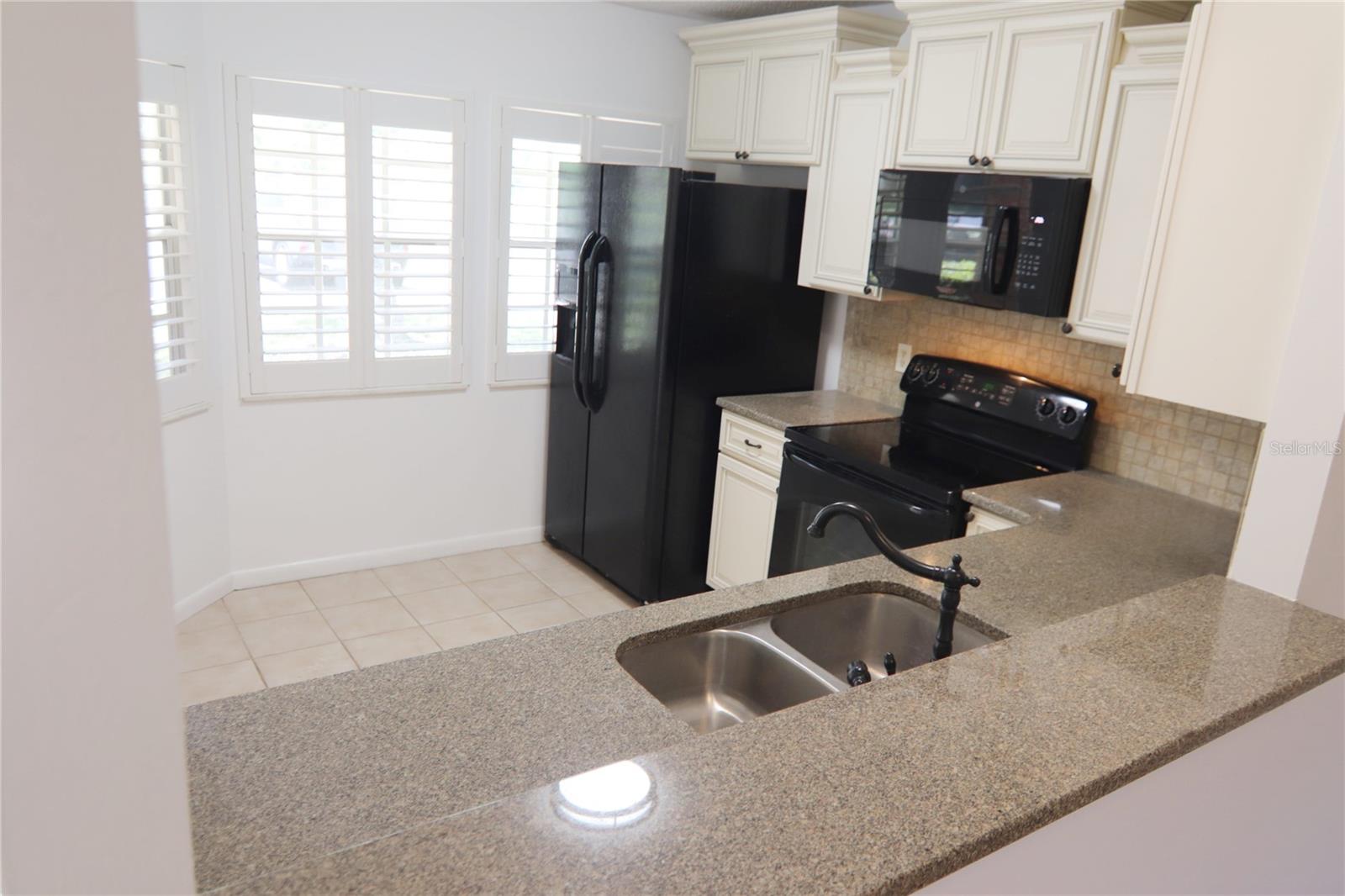 Image 3 of 14 For 51 Kings Colony Court 51