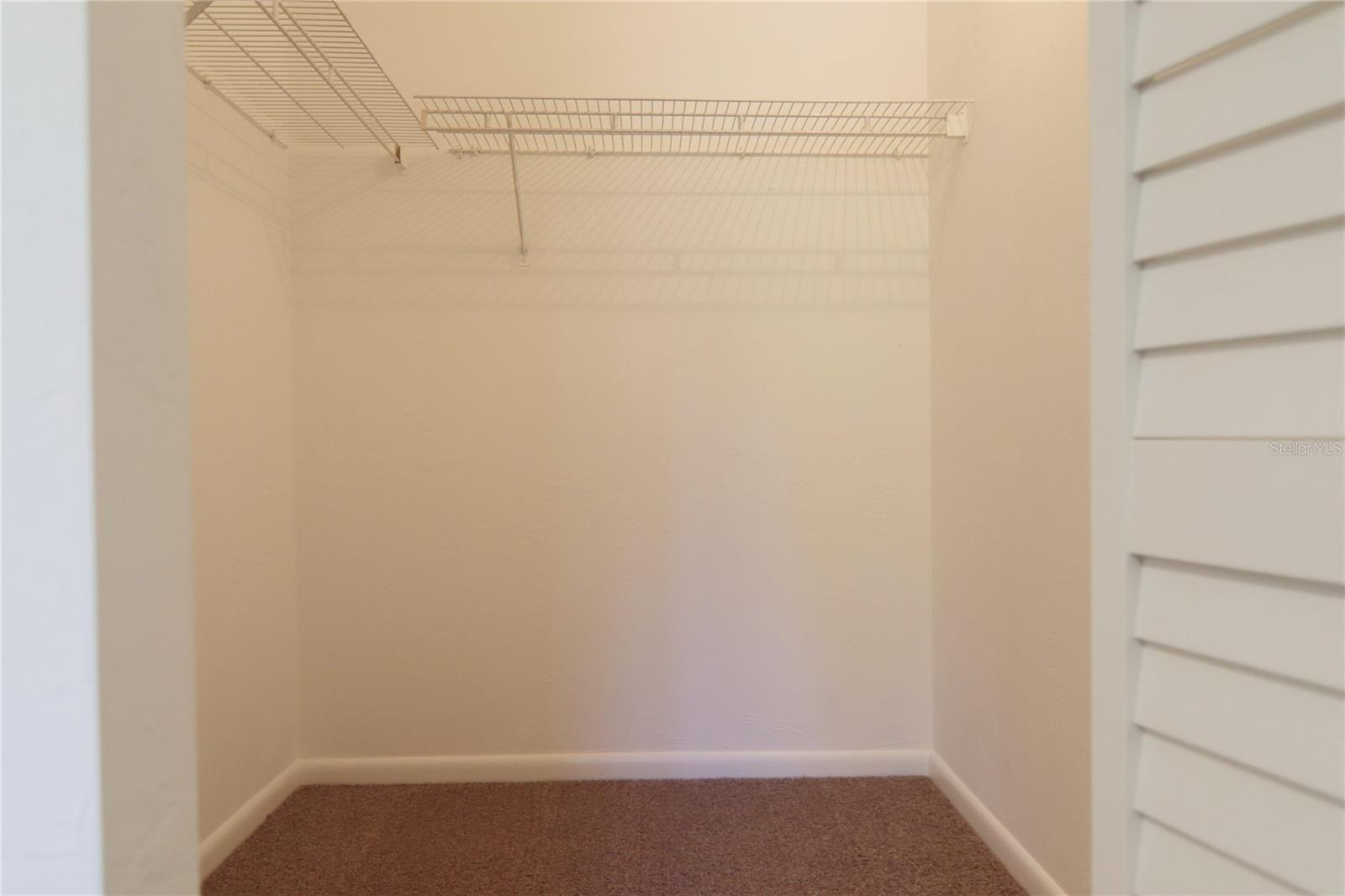 Image 5 of 14 For 51 Kings Colony Court 51