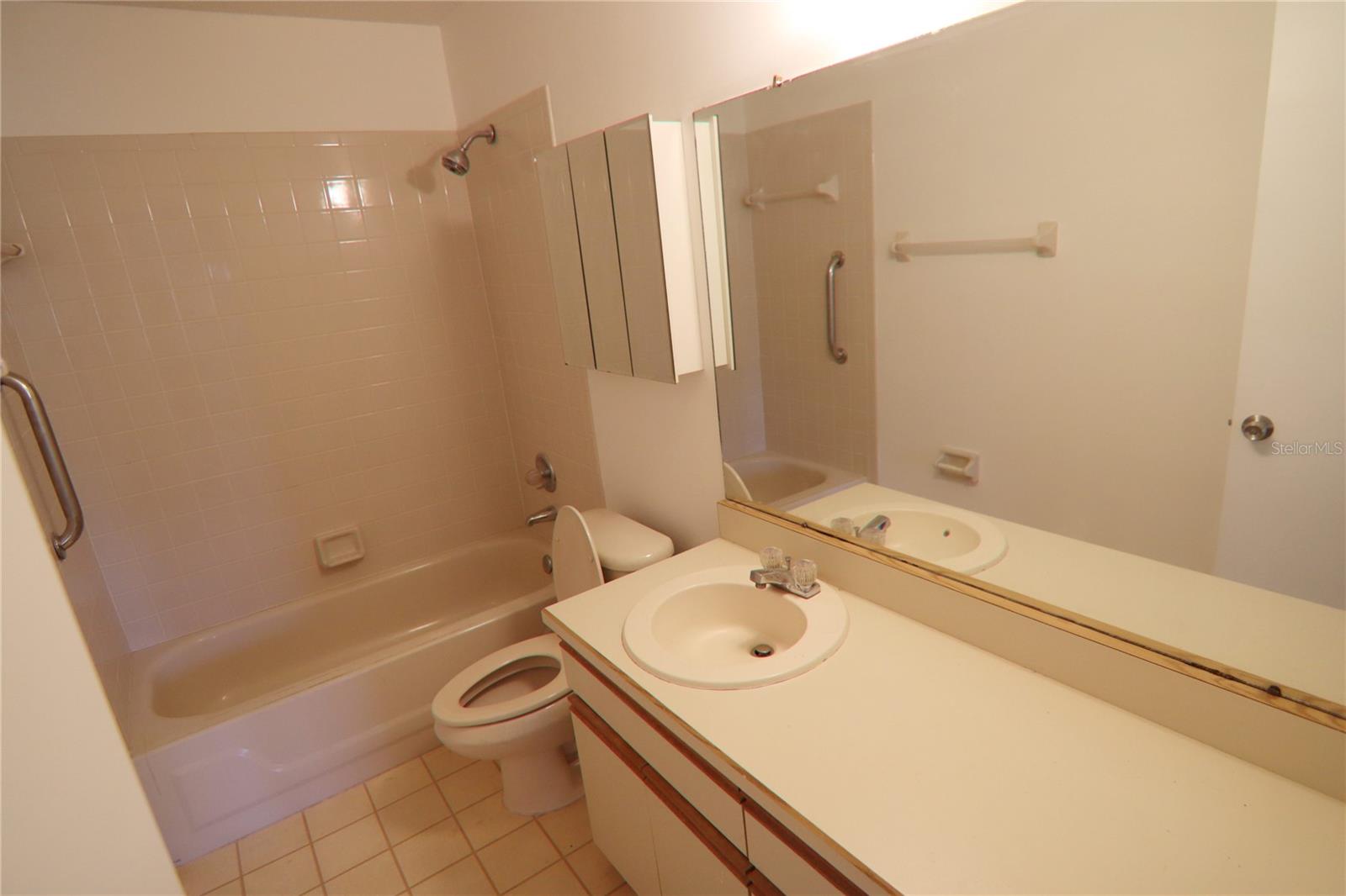 Image 9 of 14 For 51 Kings Colony Court 51