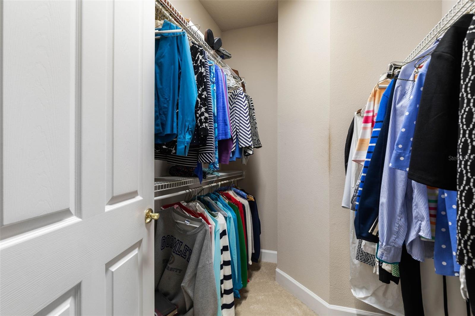 Image 26 of 77 For 10 River Park Drive N