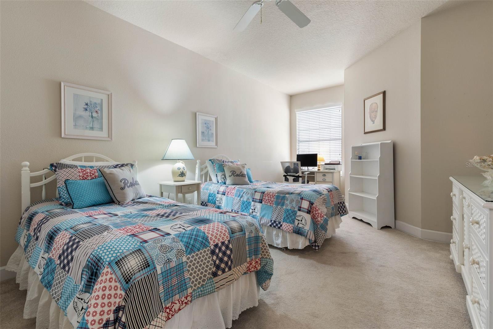 Image 27 of 77 For 10 River Park Drive N