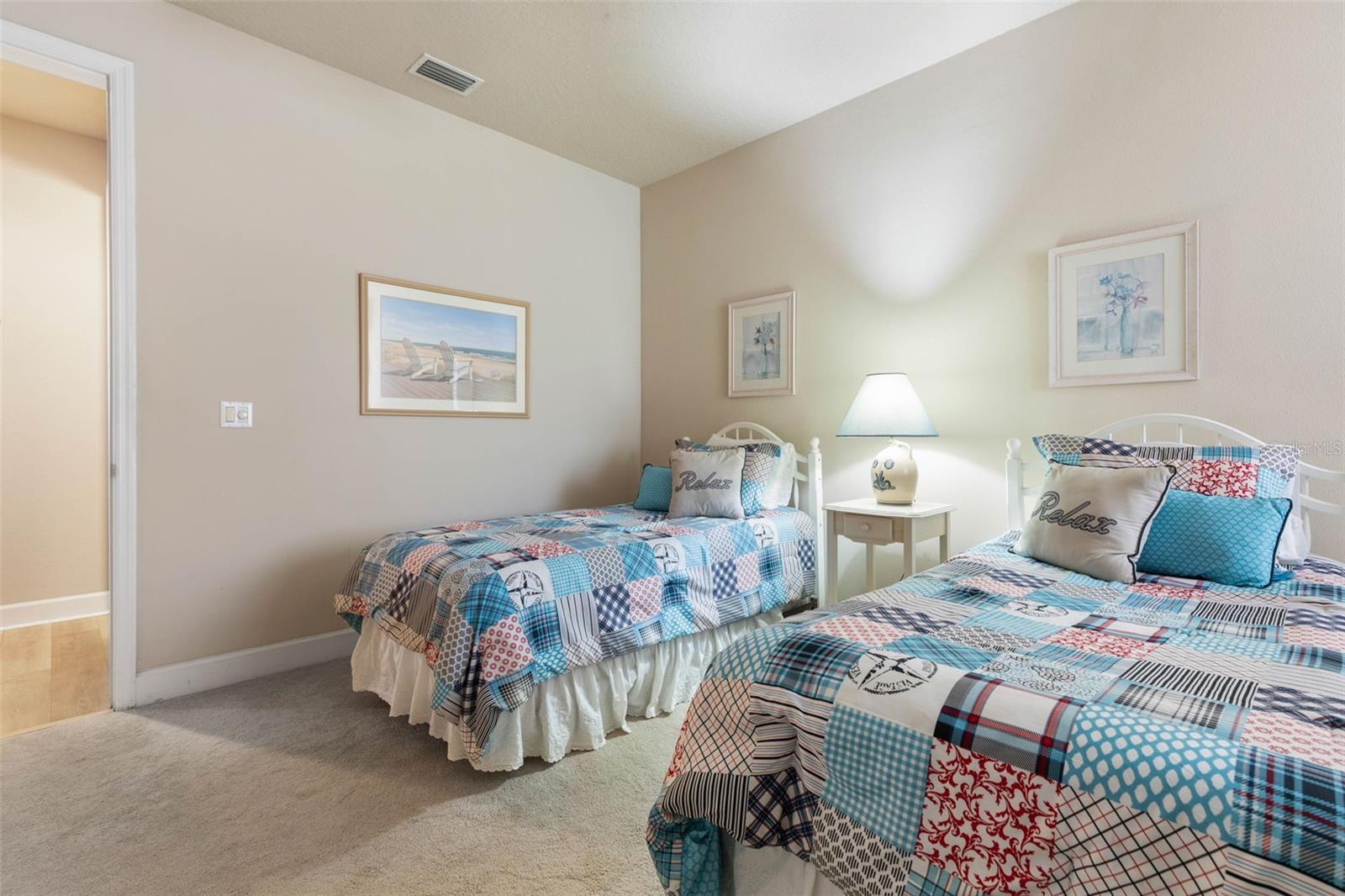 Image 29 of 77 For 10 River Park Drive N