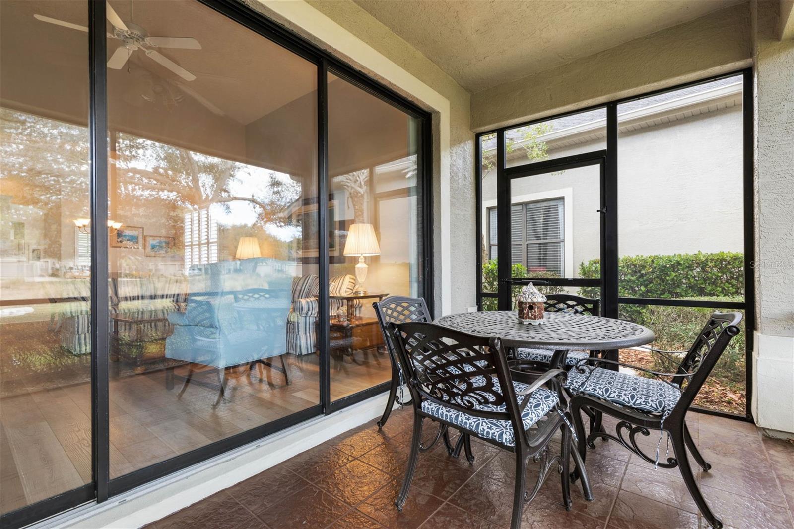 Image 34 of 77 For 10 River Park Drive N