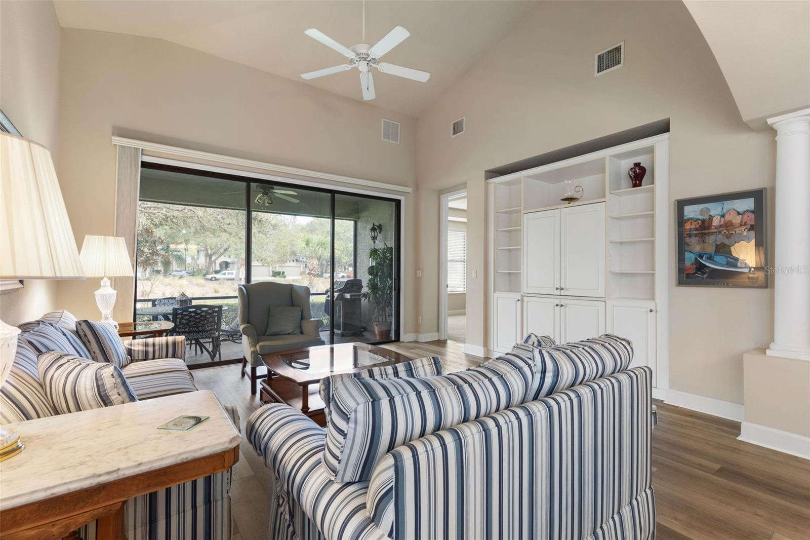 Image 7 of 77 For 10 River Park Drive N