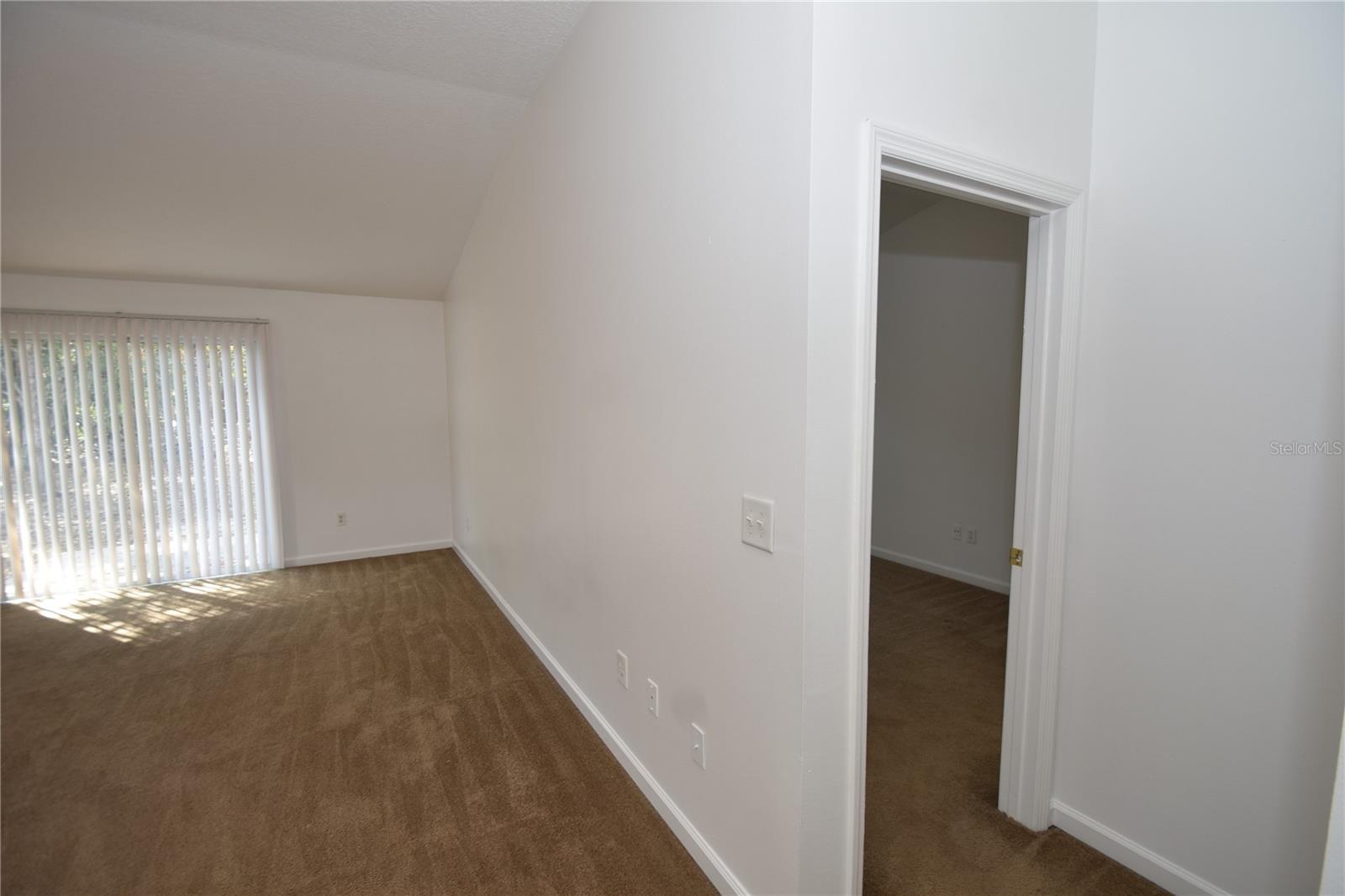 Image 10 of 33 For 35 Brunswick Lane A & B