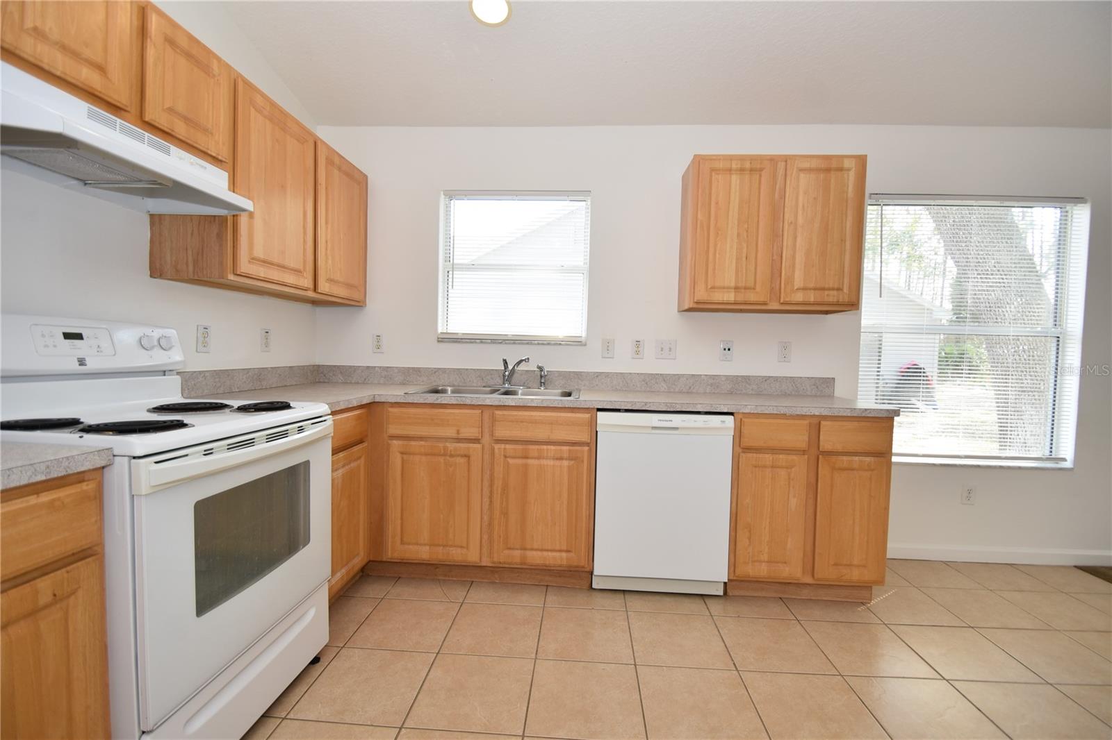 Image 6 of 33 For 35 Brunswick Lane A & B