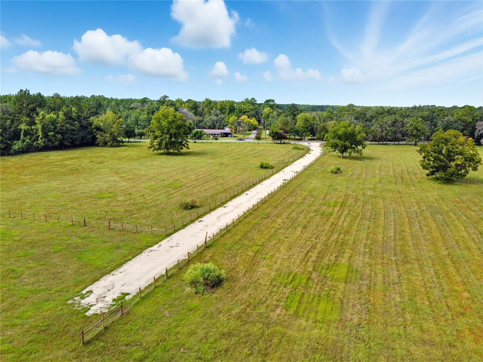 Image 14 of 57 For 11242 Hogan Road