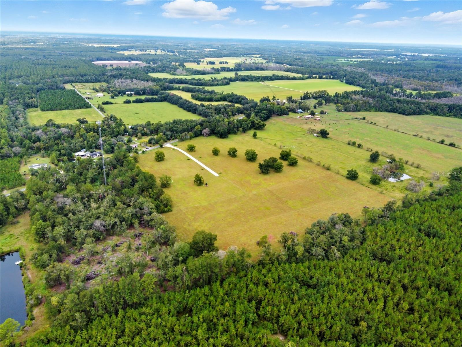 Image 26 of 57 For 11242 Hogan Road