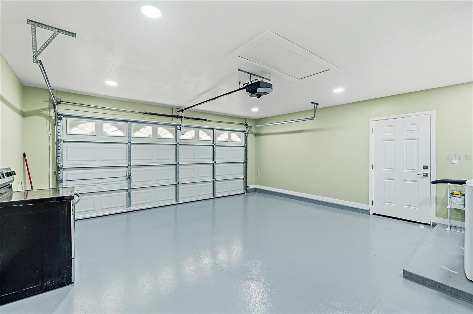 Image 27 of 51 For 2143 Hovington Circle E