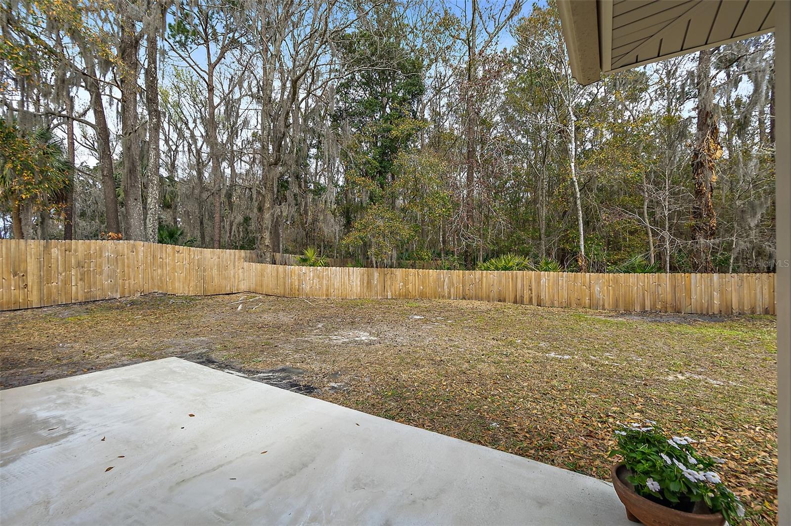 Image 30 of 51 For 2143 Hovington Circle E