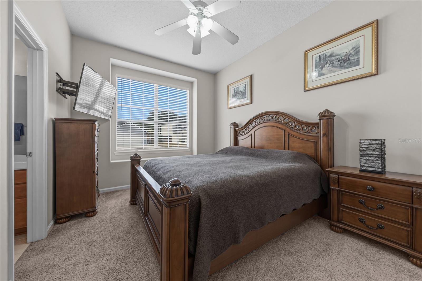 Image 23 of 39 For 8664 Derry Drive