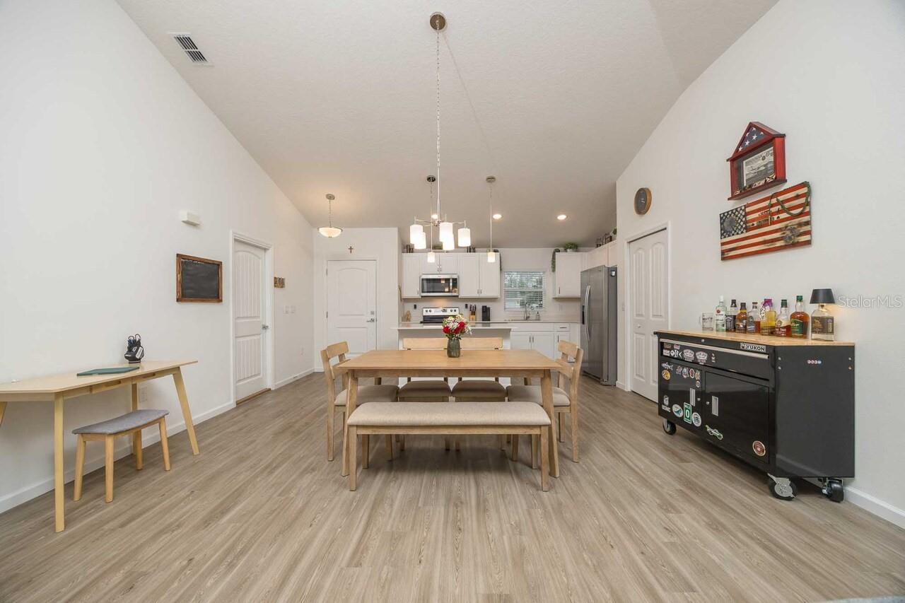 Image 10 of 30 For 42 Woodborn Lane