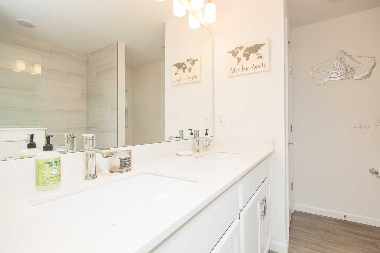 Image 19 of 30 For 42 Woodborn Lane