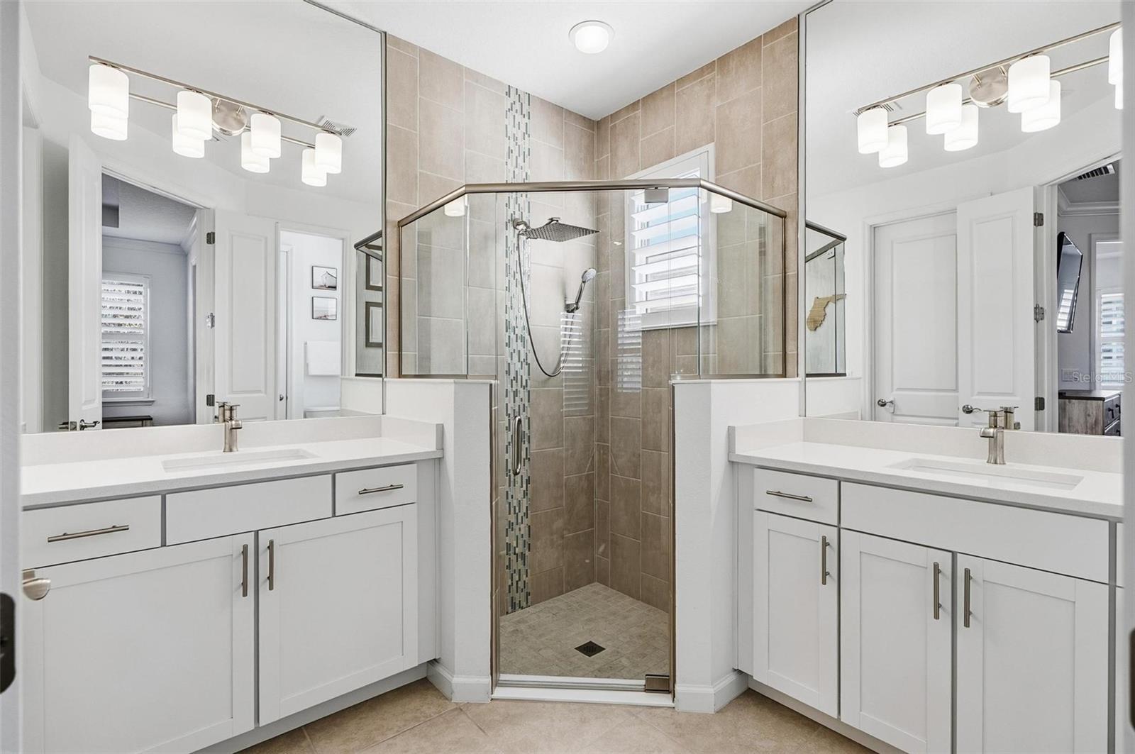 Image 26 of 63 For 1155 Victoria Hills Drive N