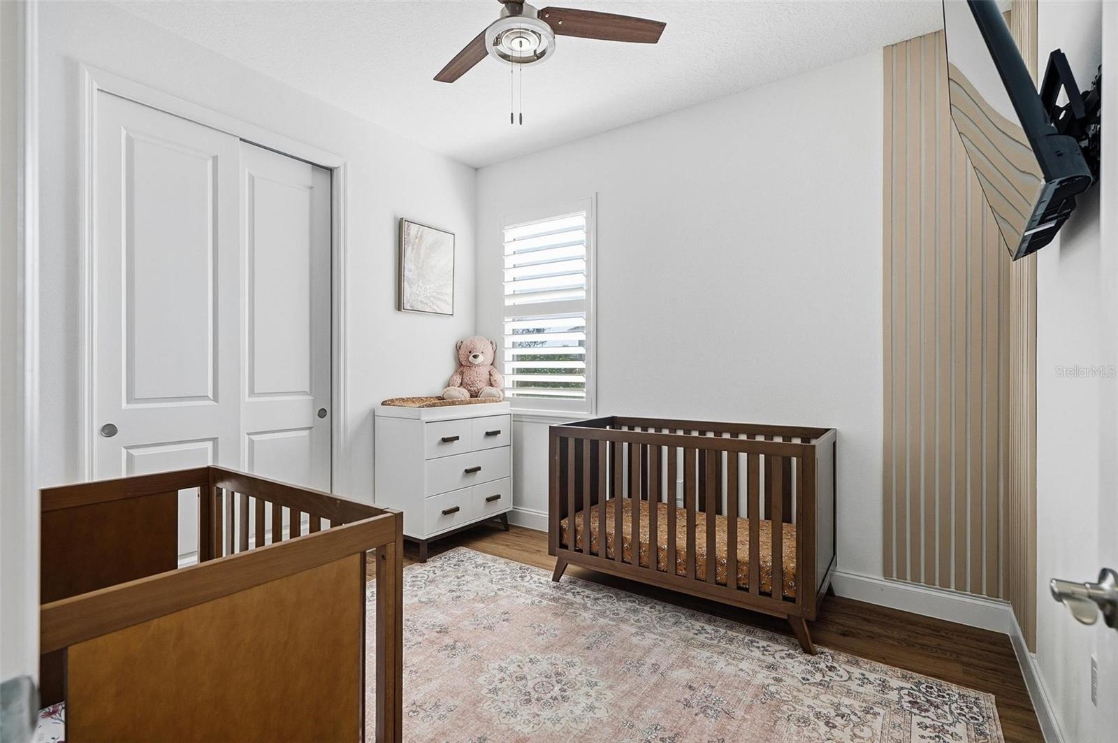 Image 42 of 63 For 1155 Victoria Hills Drive N