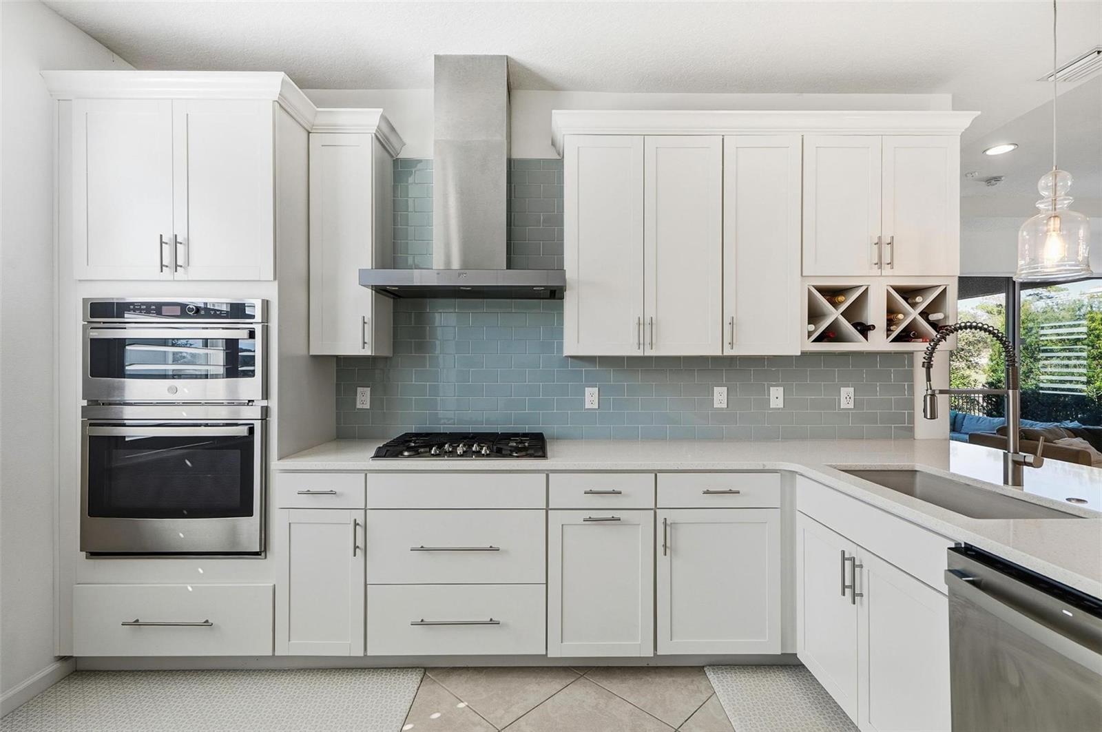 Image 7 of 63 For 1155 Victoria Hills Drive N