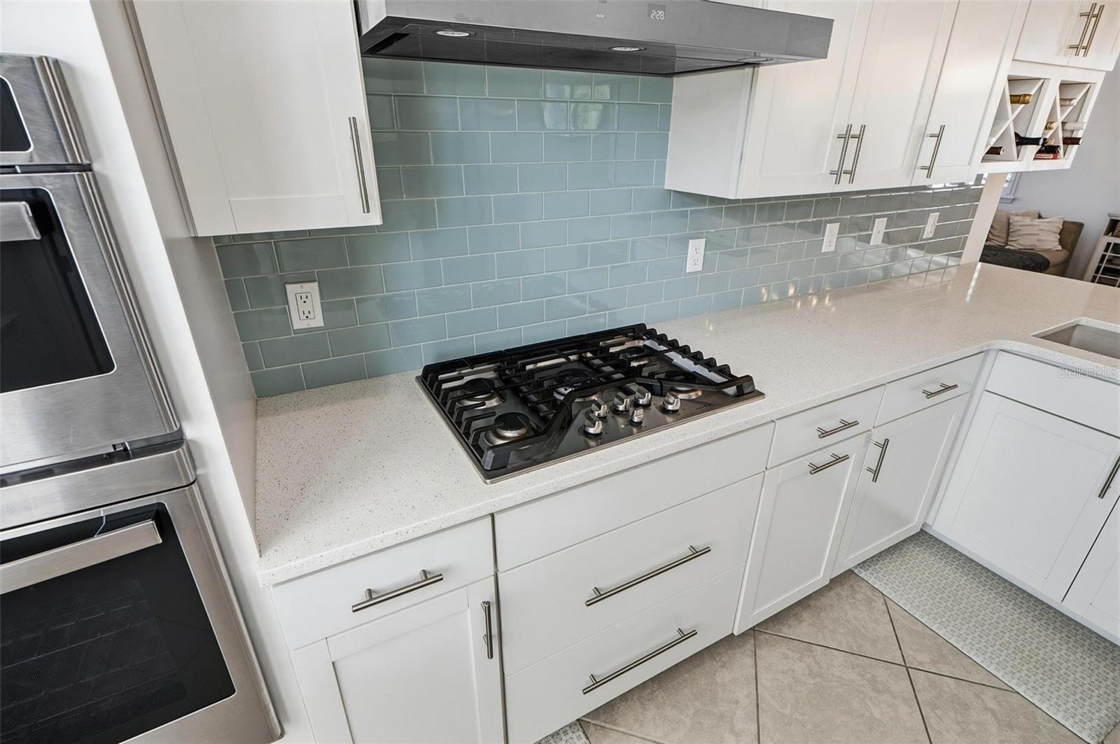 Image 8 of 63 For 1155 Victoria Hills Drive N