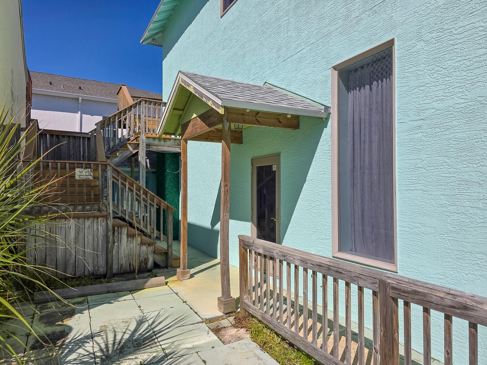 Image 20 of 51 For 208 3rd Street