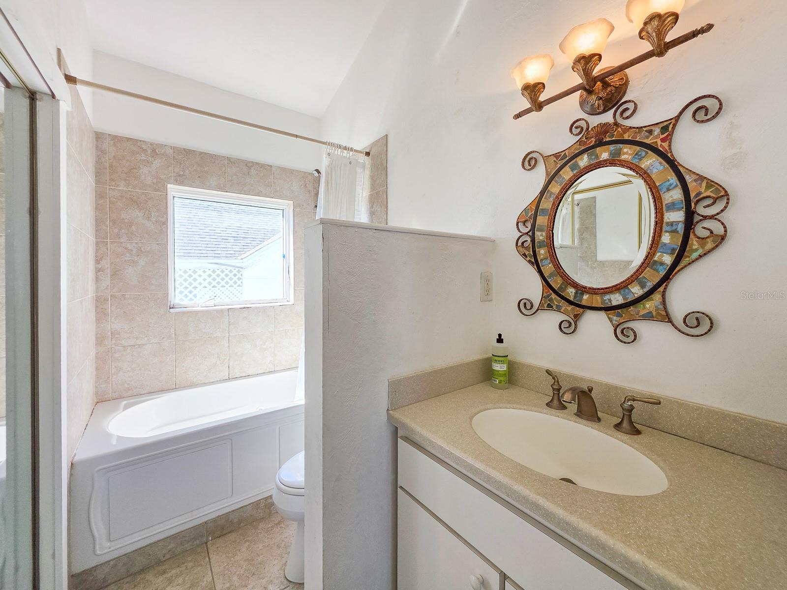 Image 36 of 51 For 208 3rd Street