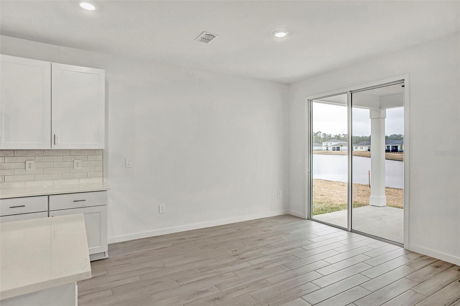 Image 14 of 29 For 62 Wandering Creek Way